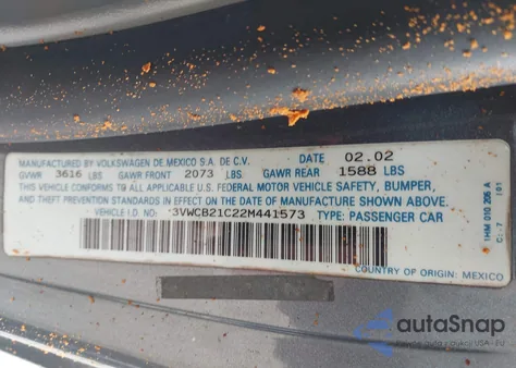 2002 Volkswagen New Beetle Gls из США, поврежденный, VIN 3VWCB21C22M441573